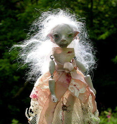 Ratgirl, Gweena Madalaine, ghost girl of Ravensbreath Castle Ratgirl, Gweena Madalaine, ghost girl of Ravensbreath Castle